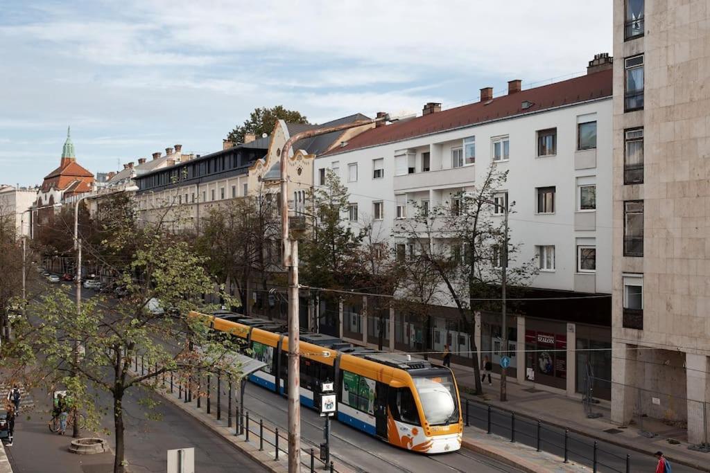 Petofi Family Apartman Debrecen Eksteriør billede